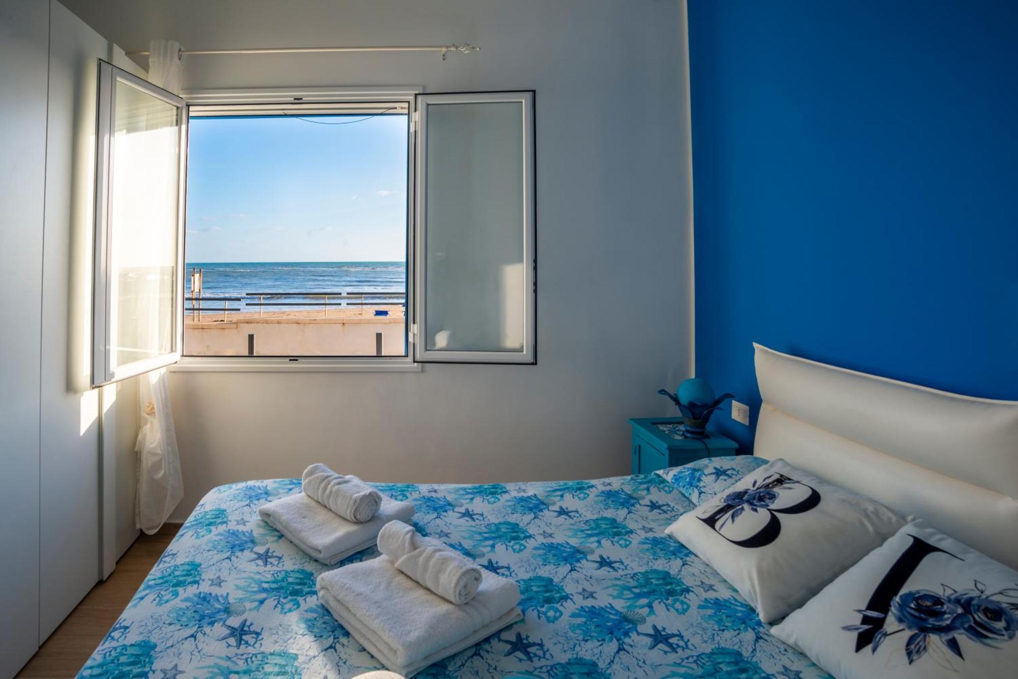Hotel Blue Velvet Punta Secca Exterior foto